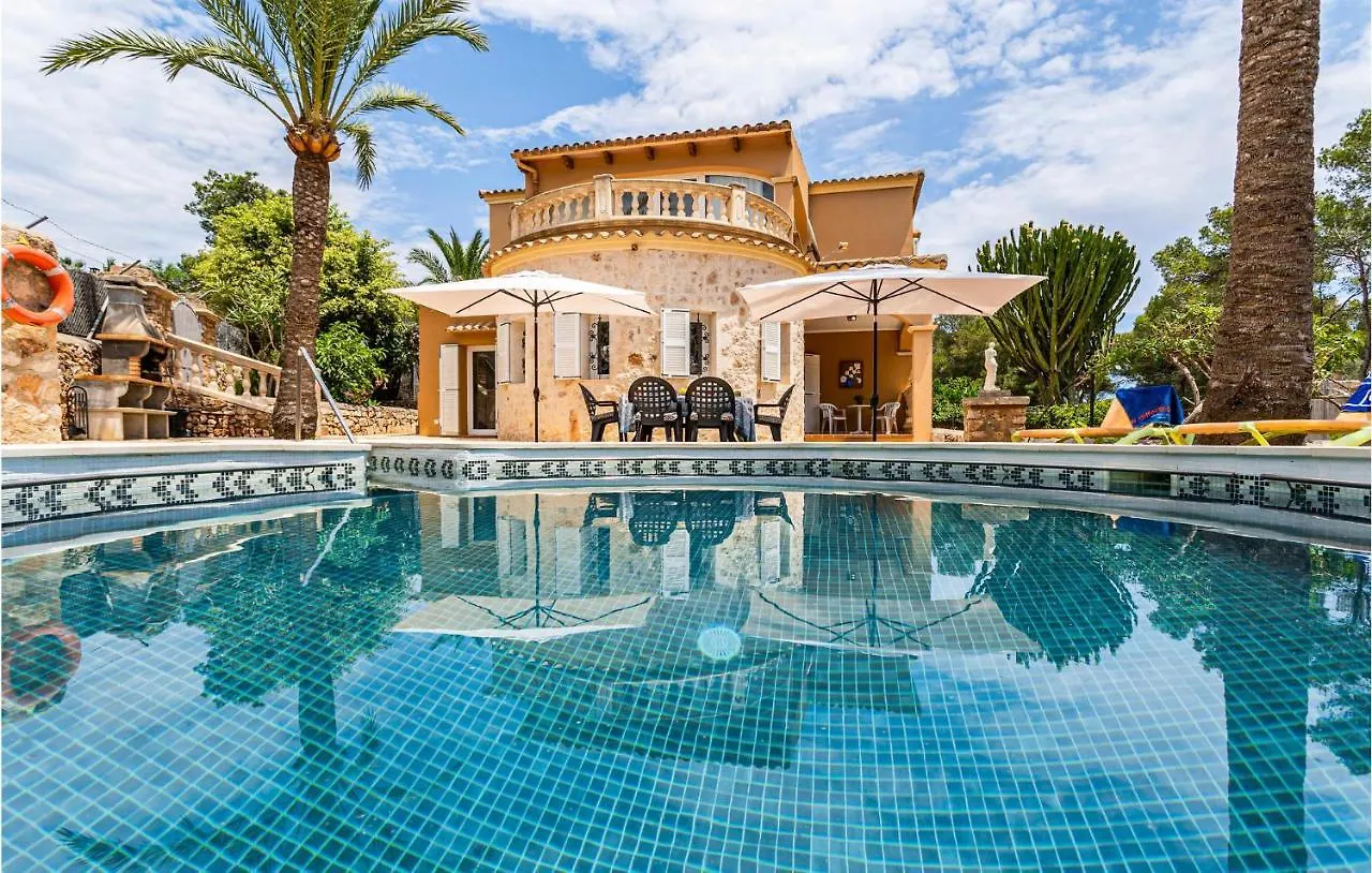 Lovely Home In Porto Petro Portopetro 度假居
