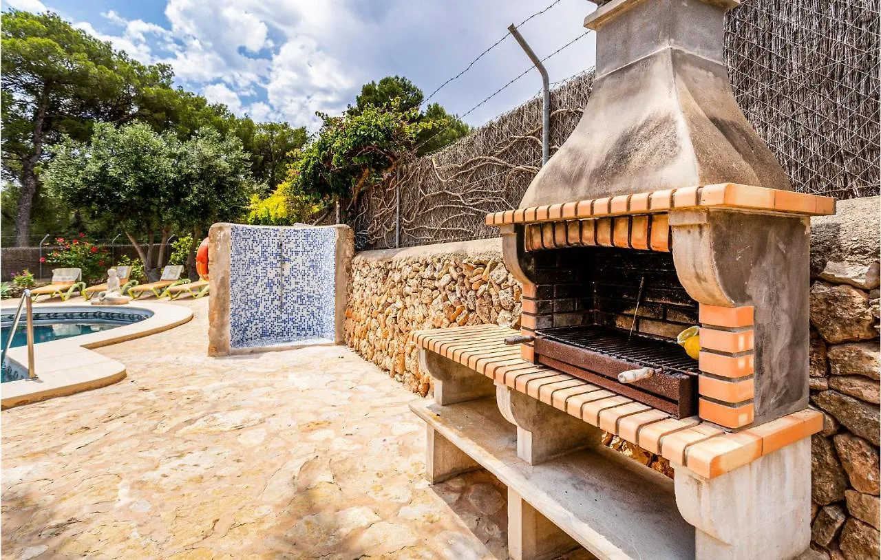 Holiday home Lovely Home In Porto Petro Porto Petro